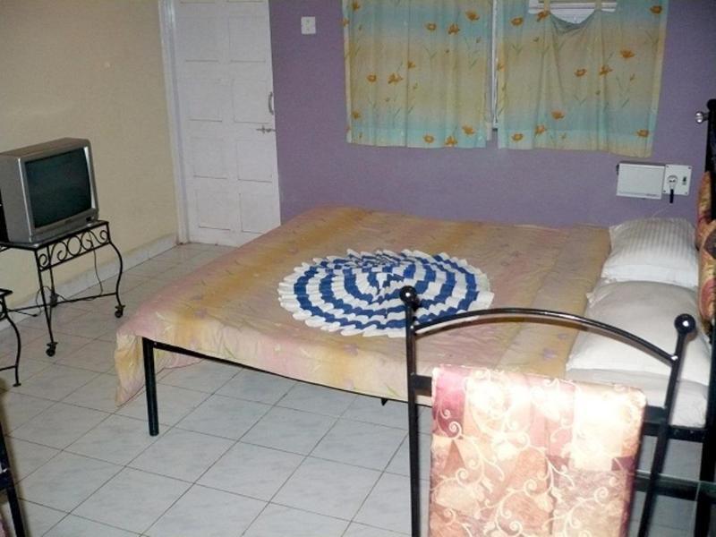 Libton Manor Guest house 2*